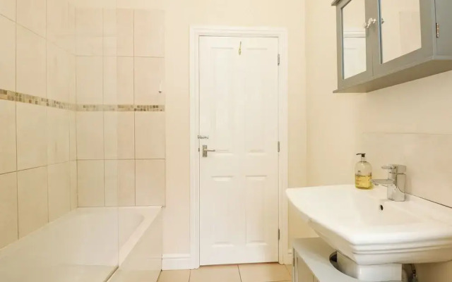 6 Melinda Cottage