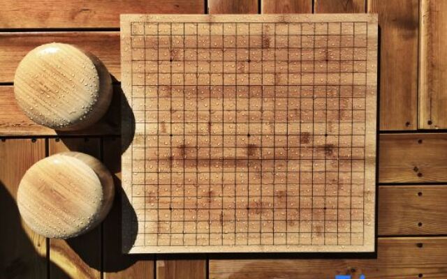 Dali Verdant Whisper·Stone Hill Seaview Inn