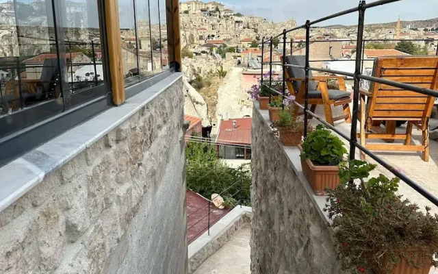 Kayaharman Cave Suites