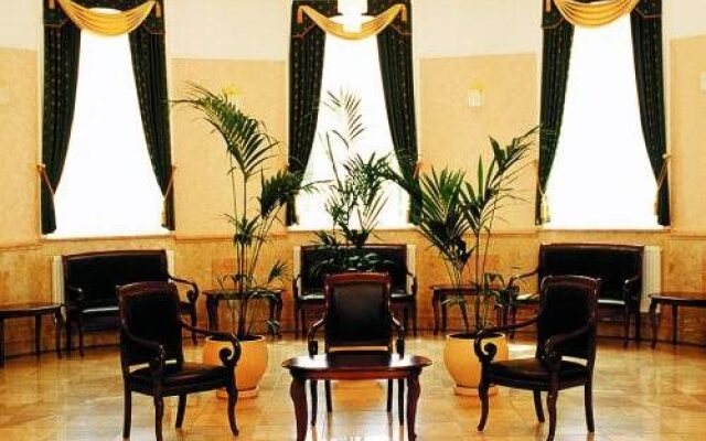 Moskva Hotel