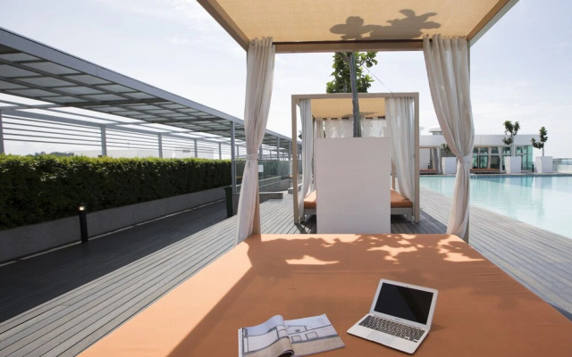 Sunset Rooftop 2 BR Suite