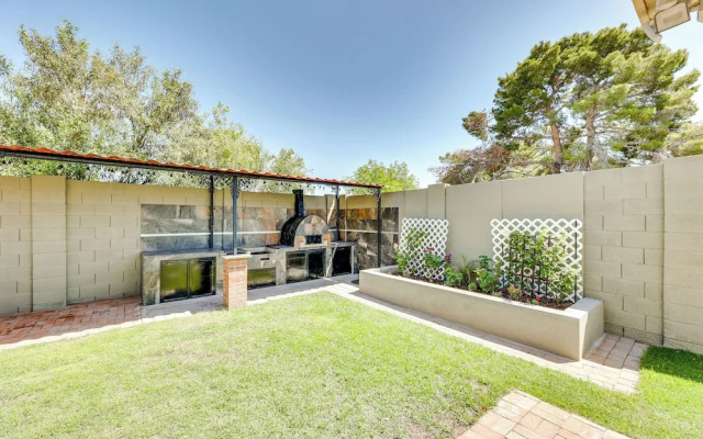 Pet-friendly Mesa Home w/ Community Amenities!