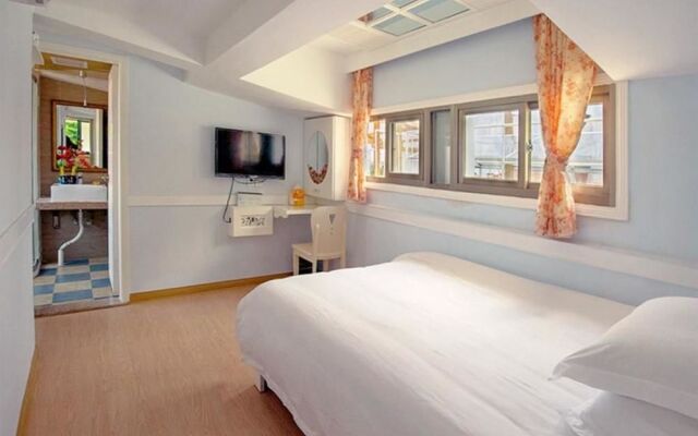 Xiamen Gulangyu Sunshine Dora's House