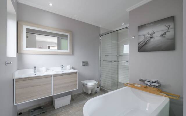 San Lameer Villa Rentals 2537