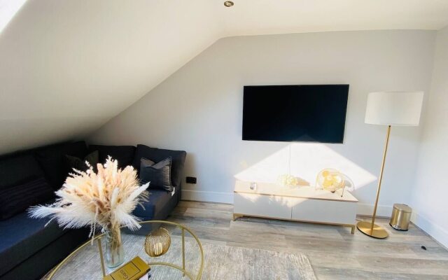 Apartment in Stepney Green