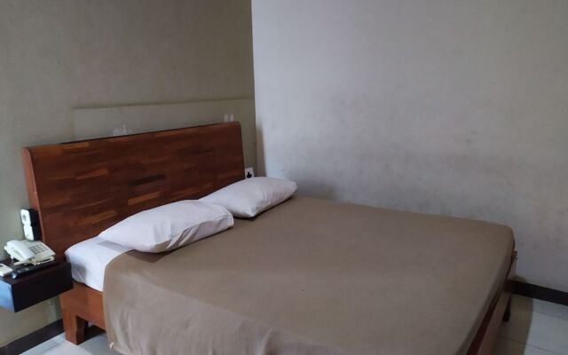 Oyo 2006 Hotel Luvio Makassar