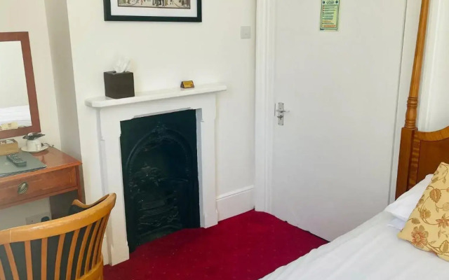 Canterbury Hotel