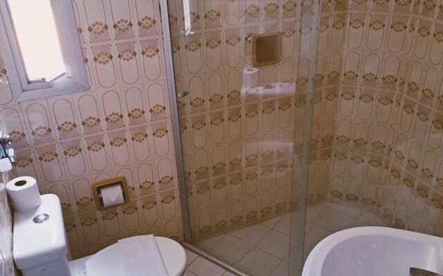 Binder Hotel Mogi Guacu