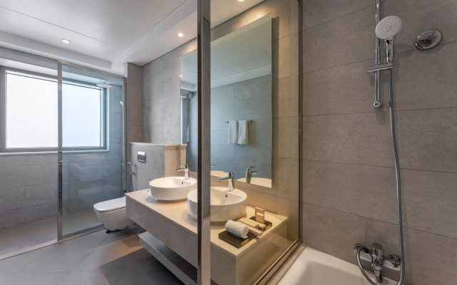 Sea Point Hotels LLC Hotel