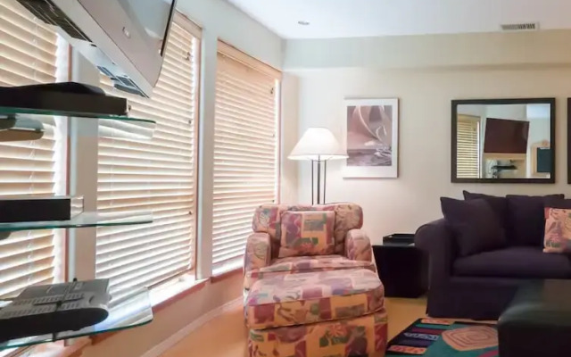 Seaside Vacation Homes