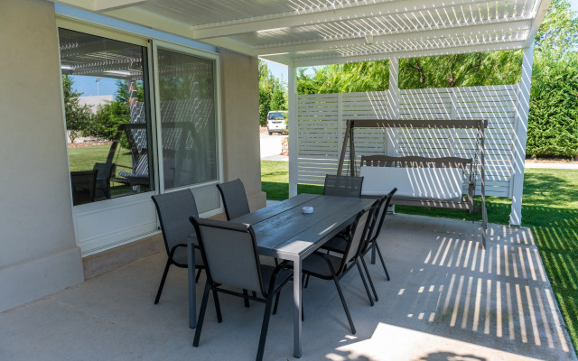 Ta Spitakia Boutique Guest Houses (Kos)	