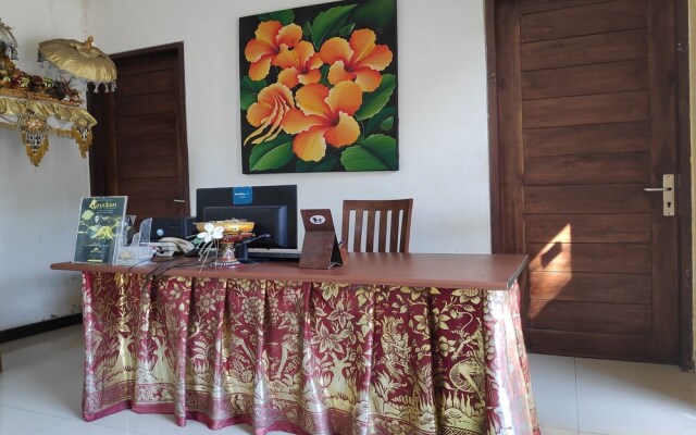 Oyo Life 2586 Pleasant Bali