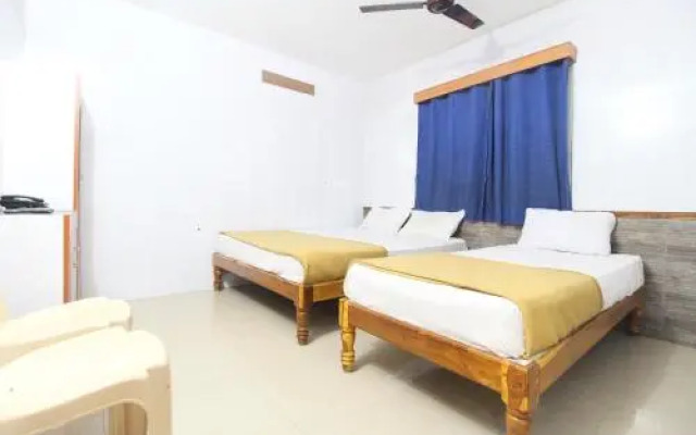 OYO 61145 J.K.S. Deluxe Lodge
