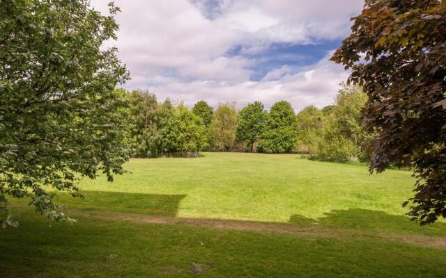 The Lochend Park View Residence No.3