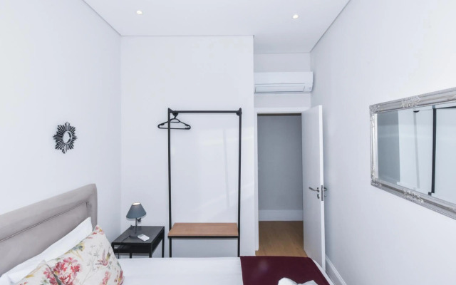 Fontinha Square Apartments by Porto City Hosts