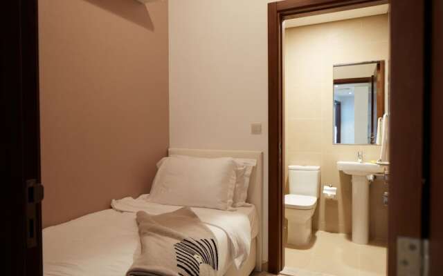 FantaStay Burj Vista tower 1