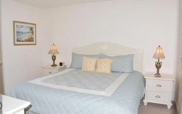 701 Barrington Park