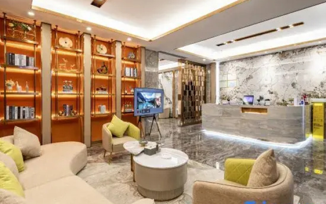 Zhirong Zhenxiang Hotel (Dongguan Dalang RT-Mart)