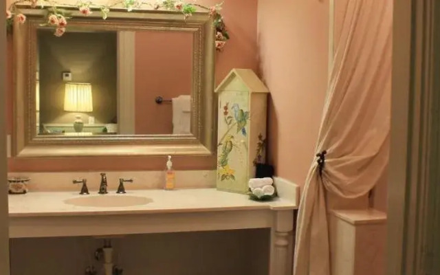 The Grand Magnolia Ballroom & Suites
