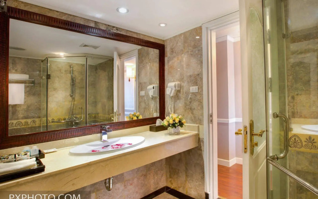 Scent Premium Hotel