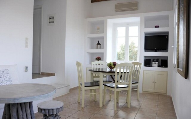 Kostantakis Cave Winery Residence