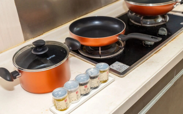 Locals Boutique Apartment Huafa Plaza 36