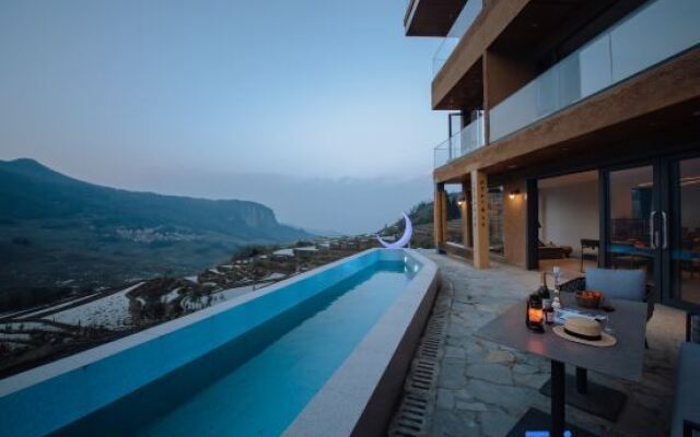 Yuanyang Mountain Residence
