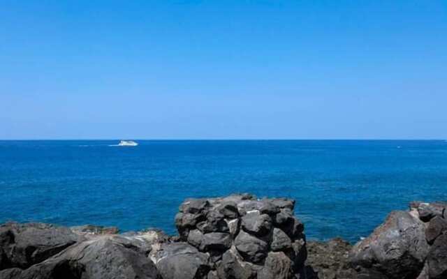 Keauhou Kona Surf & Racquet Club #5-104