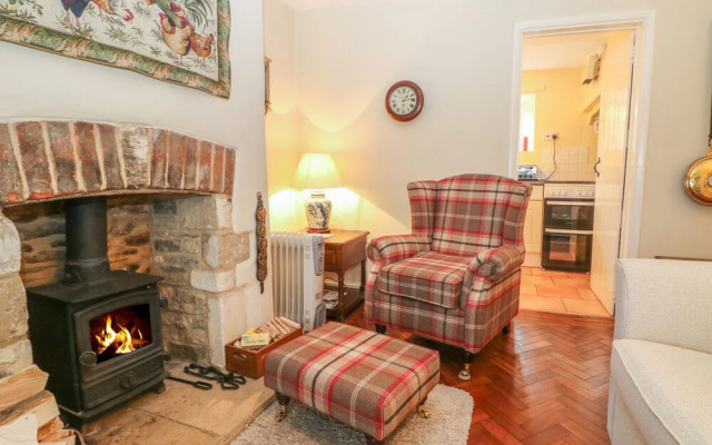 6 George Yard