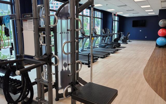 Cambria Hotel Washington D.C. Navy Yard Riverfront