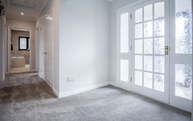 Springfield Lodge - 3 Bedroom Home - Princes Gate