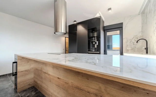 Penthouse Adela