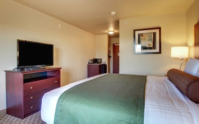 Cobblestone Hotel & Suites - Pecos