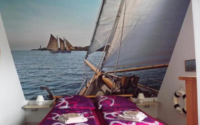 Strandstraße 51a, FeWo Piratennest