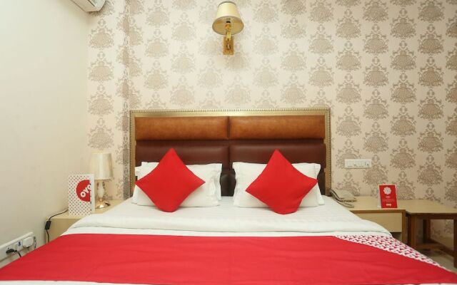 OYO 13355 Grest Hotel