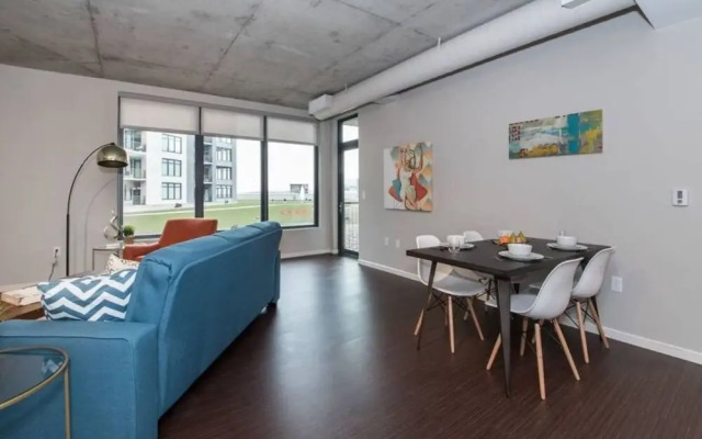 Apartments At 1055 Old River Road