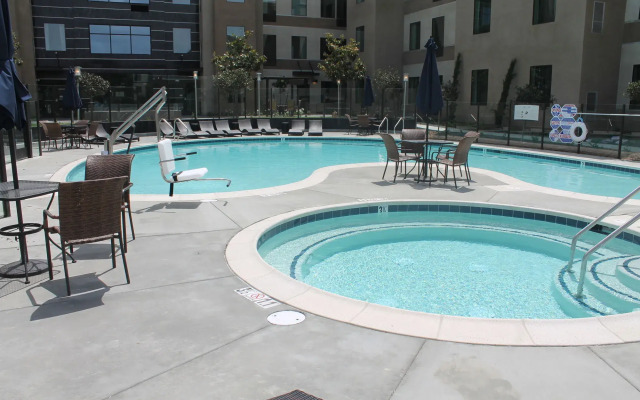 Holiday Inn Carlsbad by IHG