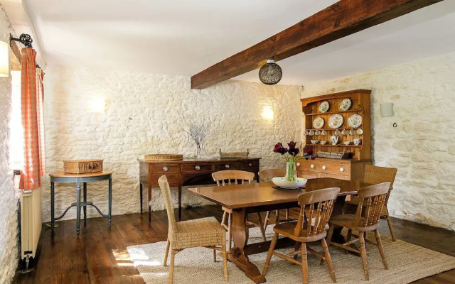 Stunning Barn Conversion - Rural Setting