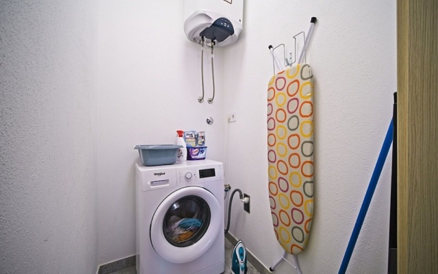 Apartment Afitojen