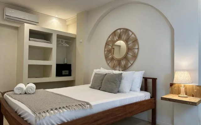 Zulu Surf Hotel