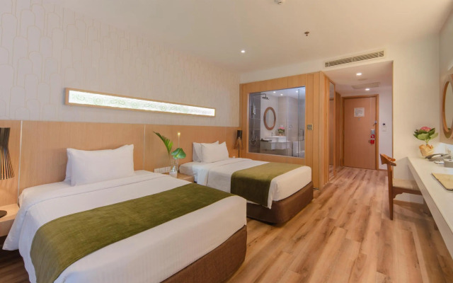 Starcity Hotel & Condotel Beachfront Nha Trang