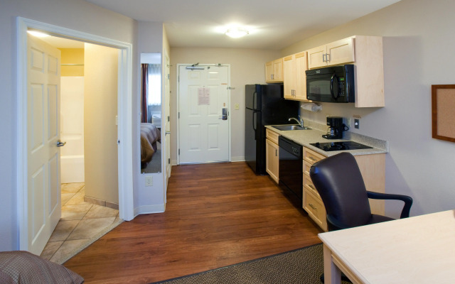 Candlewood Suites Minot by IHG