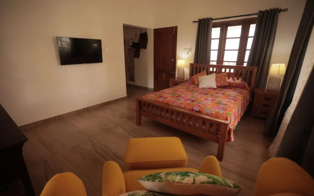 Palliath House-Heritage Villa Beachside