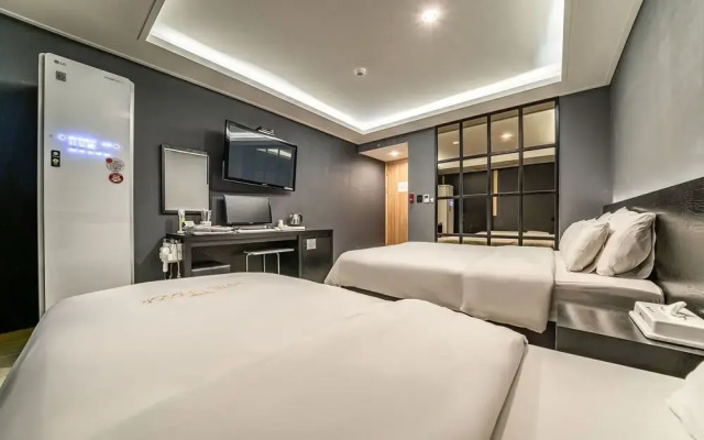 Paju Geumchon Windsor