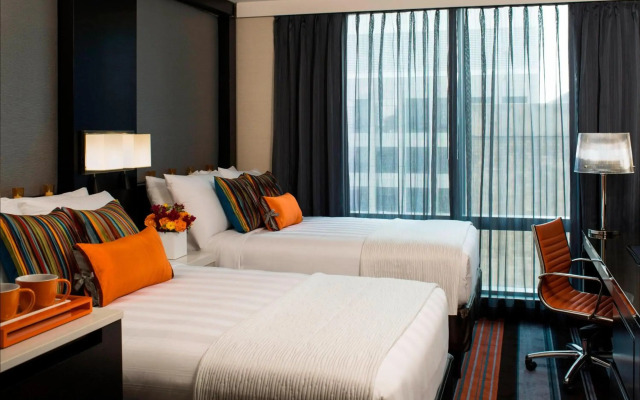 Courtyard by Marriott New York Manhattan / Central Park