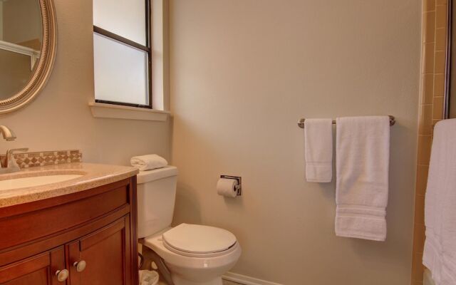 Comal River Condo 307