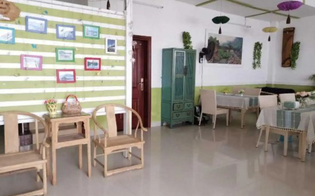 Danxia Minsu Hostel