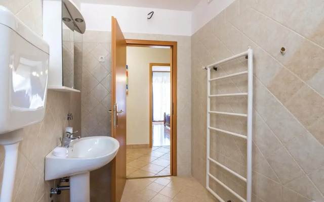 Beautiful Home in Veprinac With Wifi and 3 Bedrooms