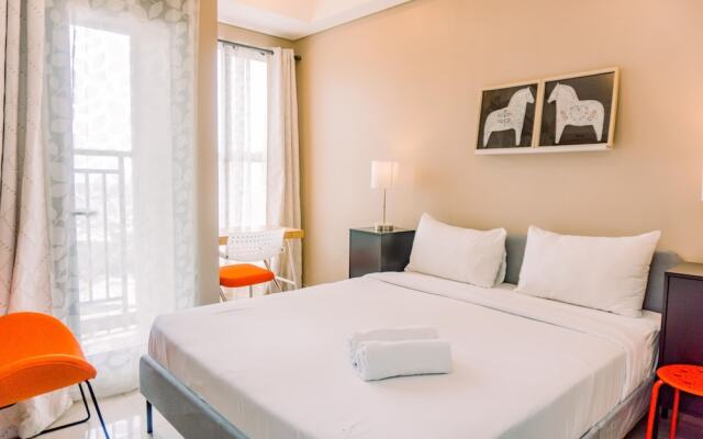 Best Deal And Comfy Studio At Transpark Bintaro Apartment