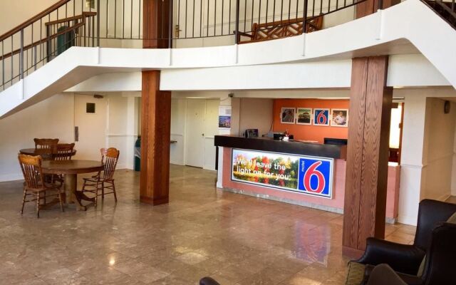 City Studios Inn And Suites